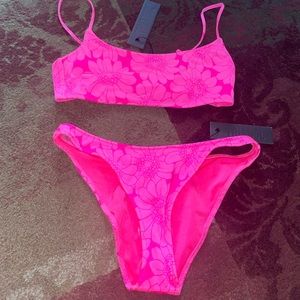 Triangl 2 piece bikini set